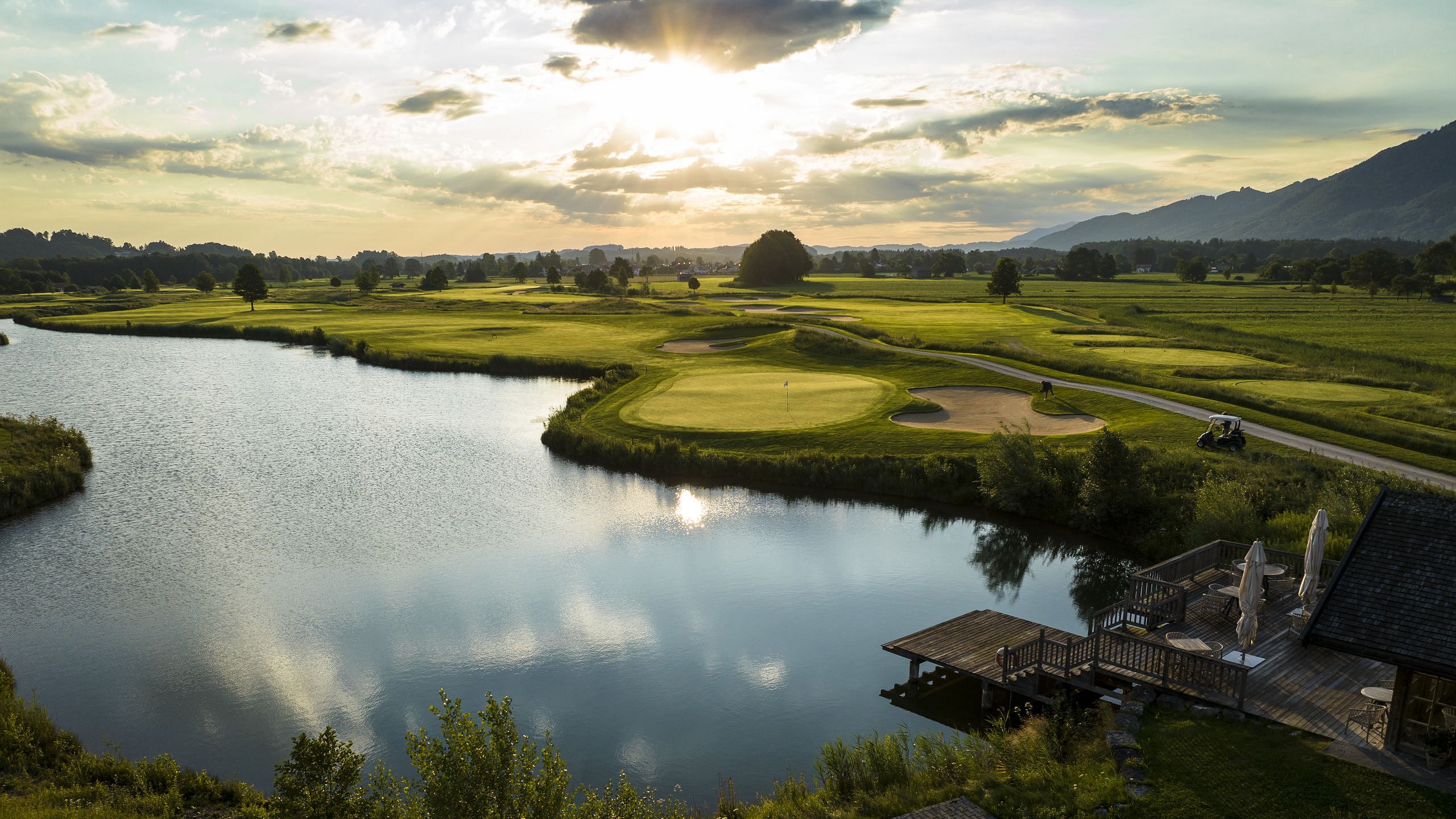 golfplatz-resort-das-achental-blick-in-die-chiemgauer-berge-chiemsee-chiemgau-grassau